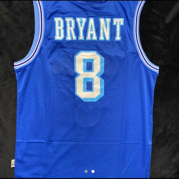 Los Angeles Lakers Kobe Bryant Jersey - Picture 2 of 2